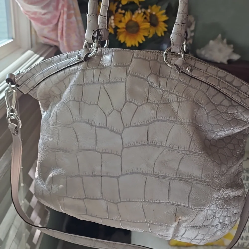 COACH Madison LINDSEY Croc Embossed Large Purse - Picture 4 of 16